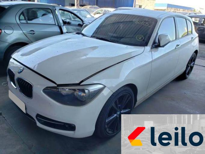 BMW 118I 13/13