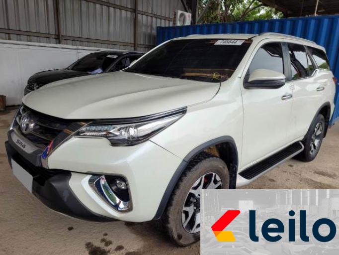 TOYOTA HILUX SW4 20/20