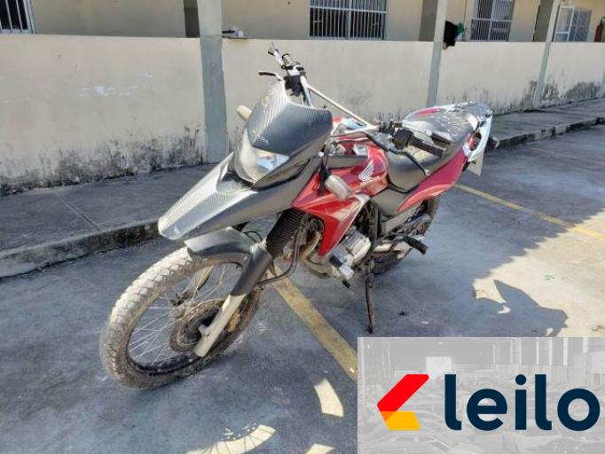 HONDA XRE 300 14/14