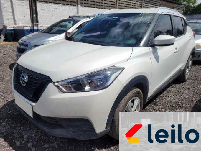 NISSAN KICKS 20/20